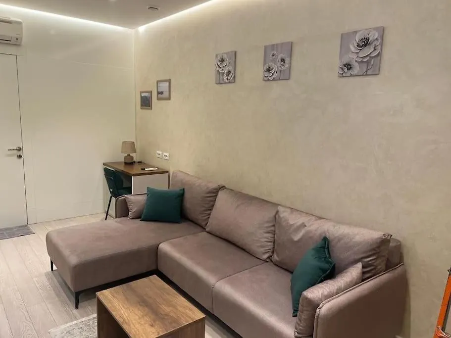 טיראנה Top Center Apartment